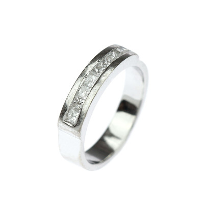 Bílozlatý prstýnek s diamanty