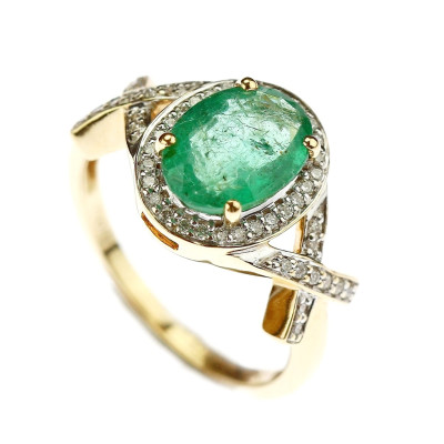 Zlatý prsten se smaragdem a diamanty