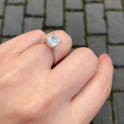 Platinový prsten s diamanty - GIA certifikát