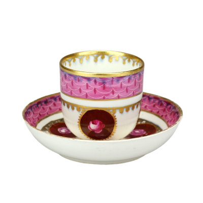 Vienna cup and saucer with roses - between 1770-1810