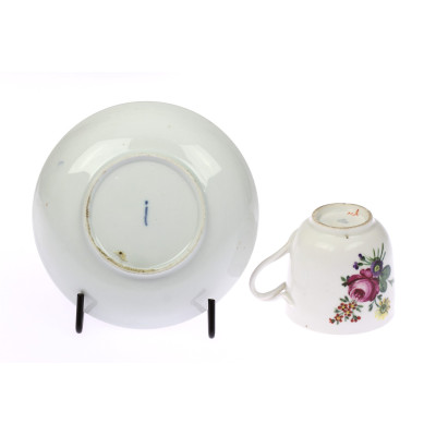 Porcelain cup and saucer - Vienna, Ilmenau