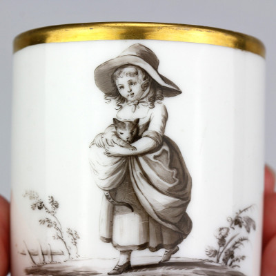 Porcelain cup and saucer - 1st quarter of the 19th century