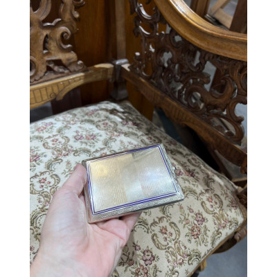 Stříbrná tabatěrka