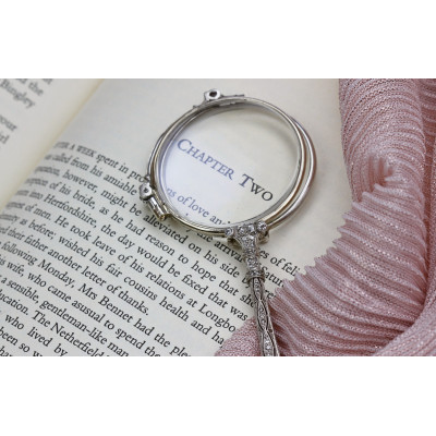 Platinový lorňon s diamanty