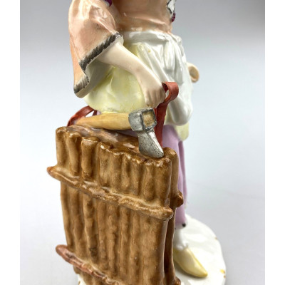 Porcelain Figurine – Vienna, 18th century