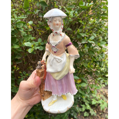 Porcelain Figurine – Vienna, 18th century