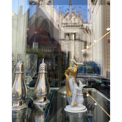 Porcelain figure of a gentleman - Lenck, 1920s