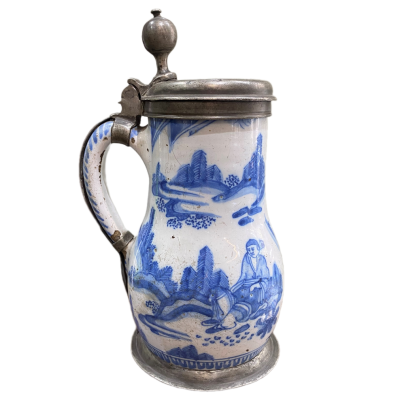 Fajánsový korbel s chinoiserií - rok 1748