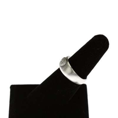 Gold ring with diamond heart