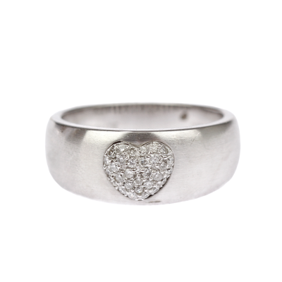 Gold ring with diamond heart