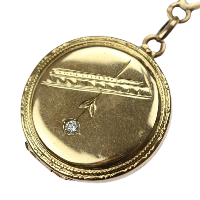 Zlatý šatlén s medailonkem