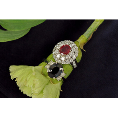 Gold ring with ruby and diamonds