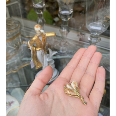 Zlatý přívěsek s grandlemi