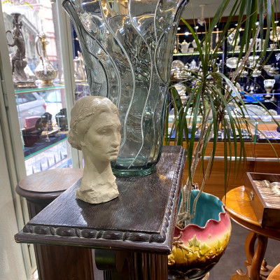 Sádrová hlava ženy - Miroslav Pangrác