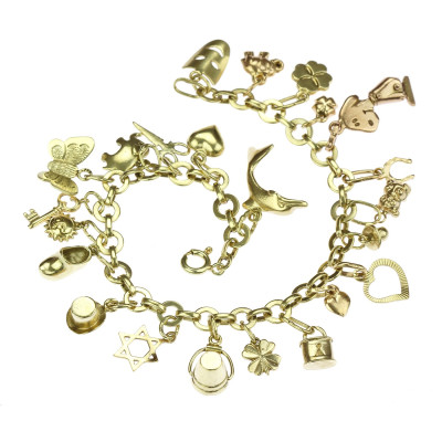 Gold bracelet with 23 charms - 17,5 cm