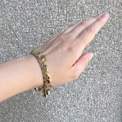 Zlatý náramek s přívěsky - 17,5 cm