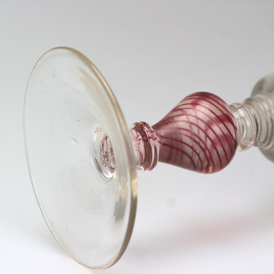 PRODÁNO - Barokní pohár s rytinou amorka