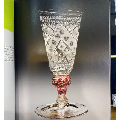 PRODÁNO - Barokní pohár s rytinou amorka