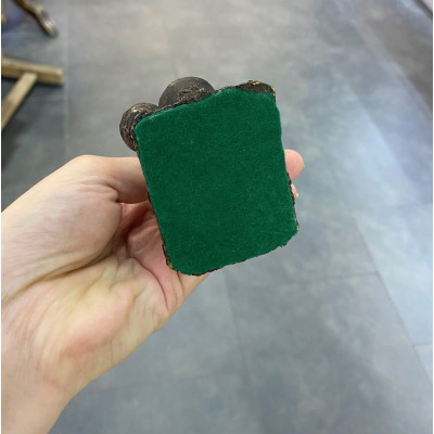 Bronzová soška afričanky