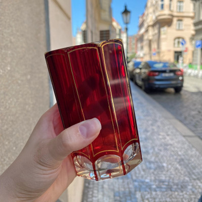 Číše s rubínovou lazurou a zlacením - 1840-1850