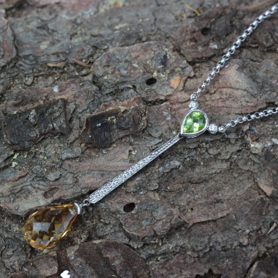 Zlatý náhrdelník s peridotem, citrínem a diamanty