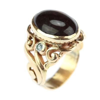 Hydrophane opal and diamond gold ring