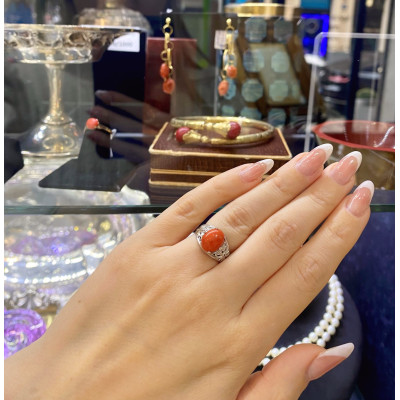 Zlatý prsten s mořským korálem