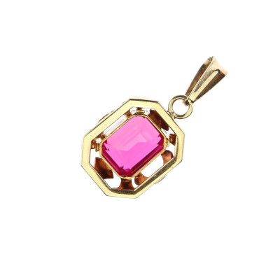 Zlatý přívěsek se syntetickým rubínem