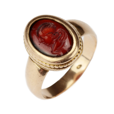Austro-Hungarian gold ring with carnelian intaglio