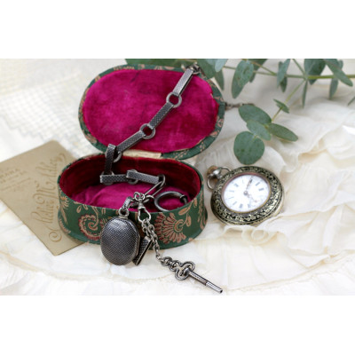 PRODÁNO - Stříbrný šatlén s tulou - Rakousko-Uhersko