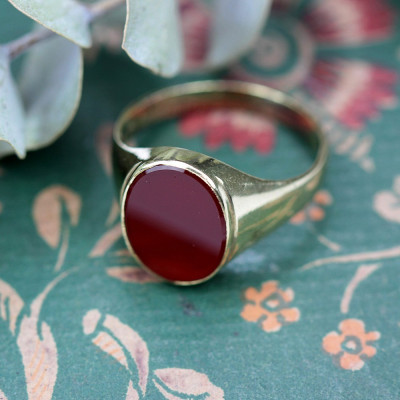 Zlatý prsten s karneolem