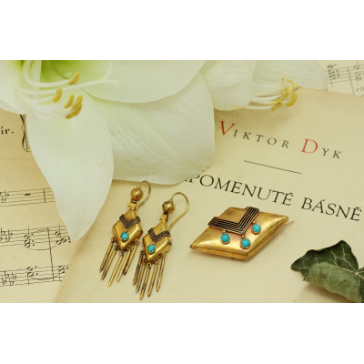 Austro-Hungarian gold brooch with turquoise and black enamel