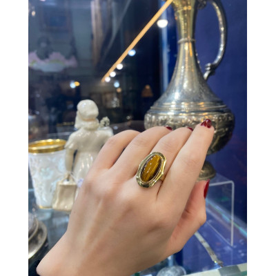 Zlatý prsten s tygřím okem