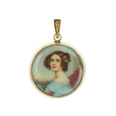 Gold pendant with portrait of a young lady - early 20th century