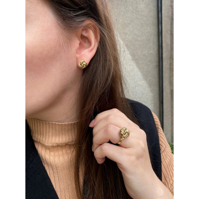 Zlaté náušnice - uzly