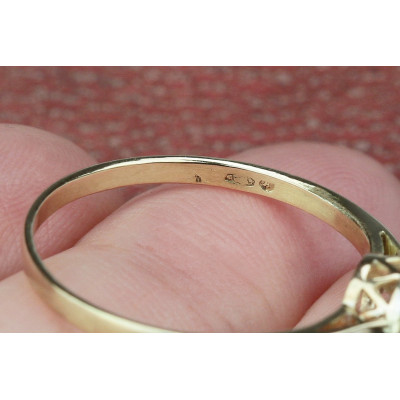 PRODÁNO - Zlatý rakousko-uherský prsten s diamantem 0,75 ct