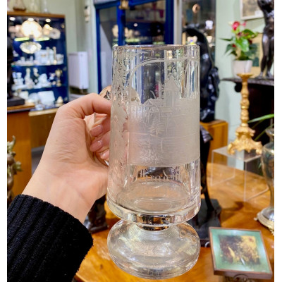 Small glass tankard glass with engraving of Hradčany
