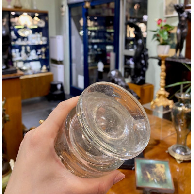 Small glass tankard glass with engraving of Hradčany