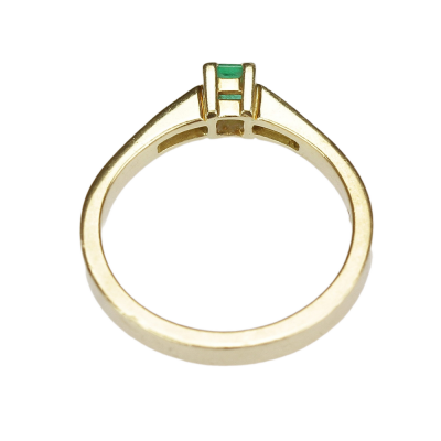 Zlatý prsten se smaragdem a diamanty