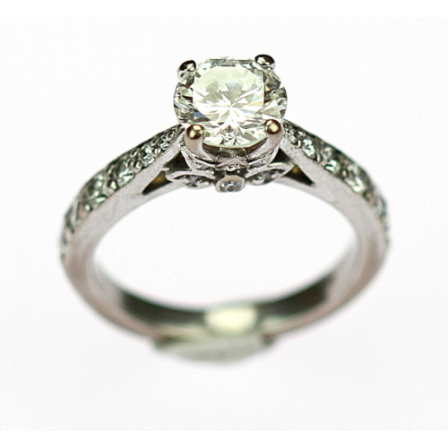 PRODÁNO - Zlatý prsten s diamanty