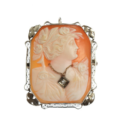 Brož/přívěs kamej habille