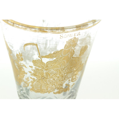 Glass cup with lid - late 18th century