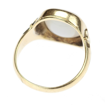 Chalcedony gold men's ring