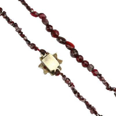 Granátová šňůra - 183 cm