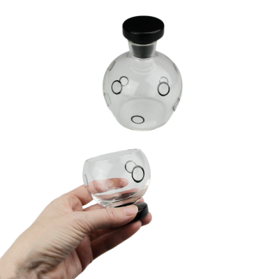 Skleněná karafa se šesti pohárky - Art deco