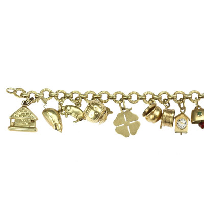 Prvorepublikový zlatý náramek s přívěsky - 20 cm