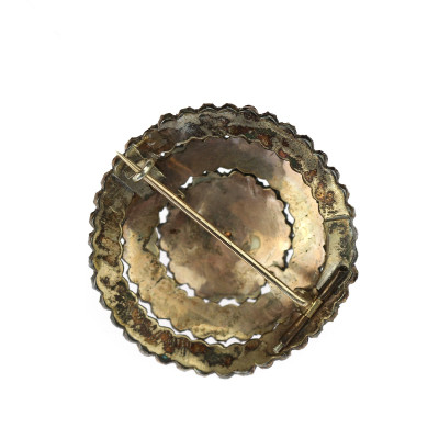 Brož s českými granáty