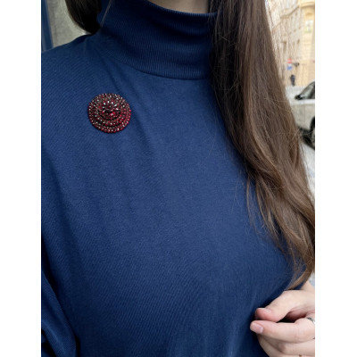 Brož s českými granáty