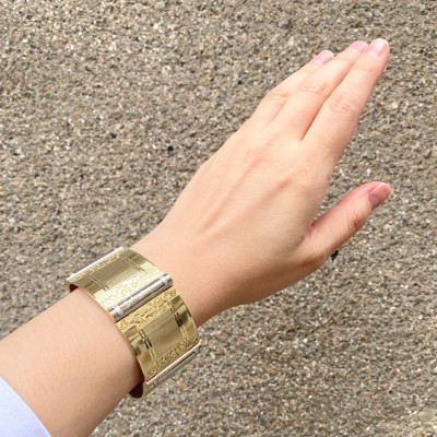 Wide art deco gold bracelet - 20 cm
