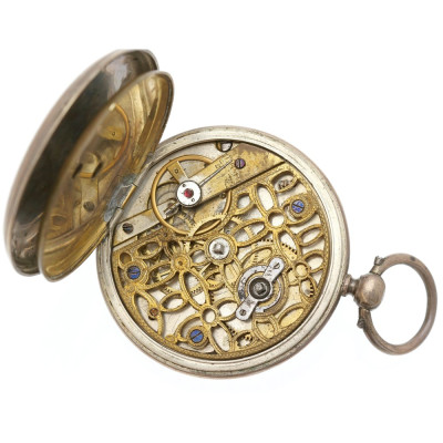 Stříbrné kapesní hodinky na klíč
